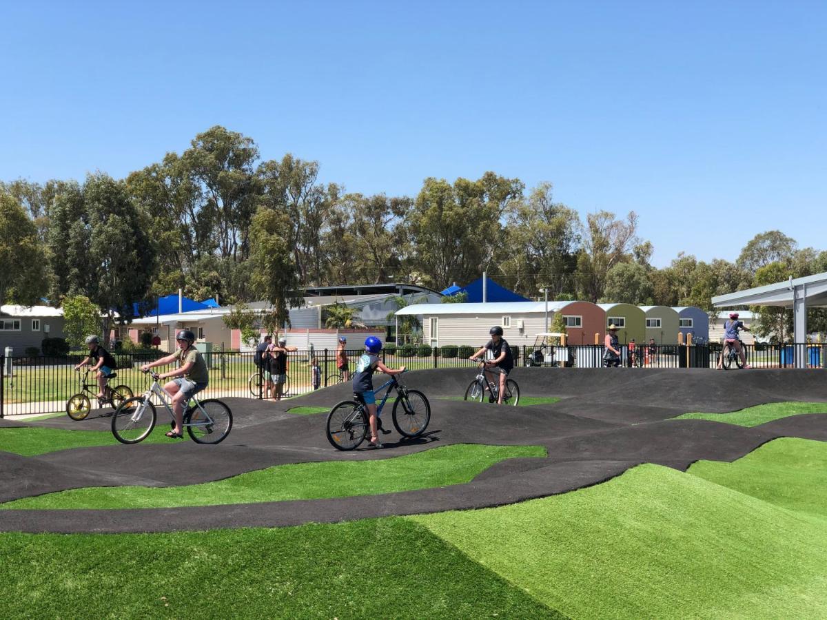 Big4 Deniliquin Holiday Park Ngoại thất bức ảnh