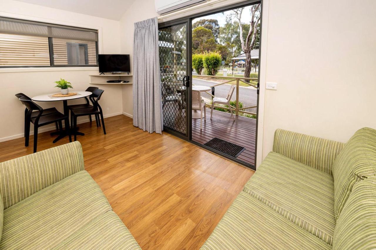 Big4 Deniliquin Holiday Park Ngoại thất bức ảnh