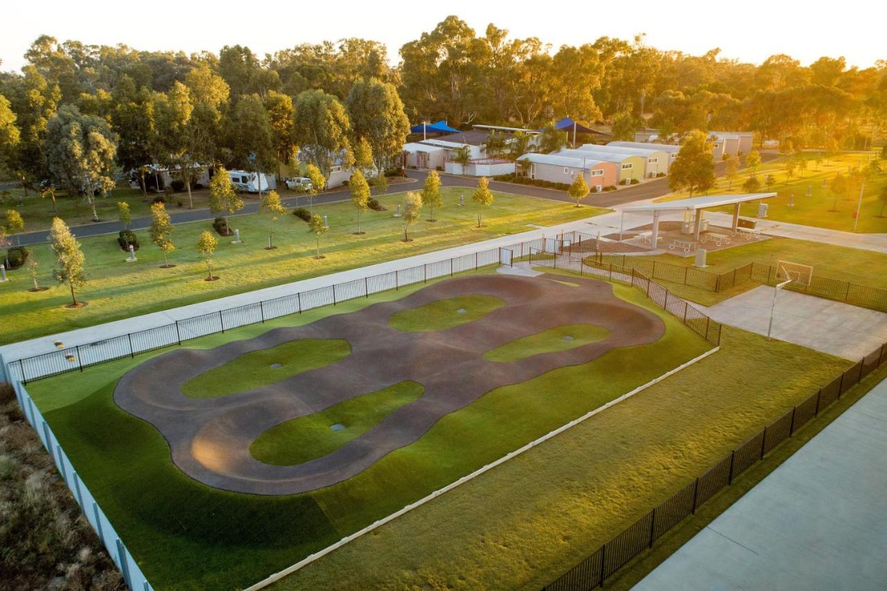 Big4 Deniliquin Holiday Park Ngoại thất bức ảnh