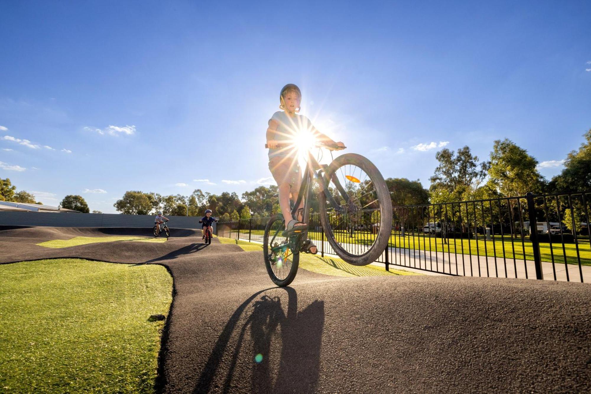 Big4 Deniliquin Holiday Park Ngoại thất bức ảnh