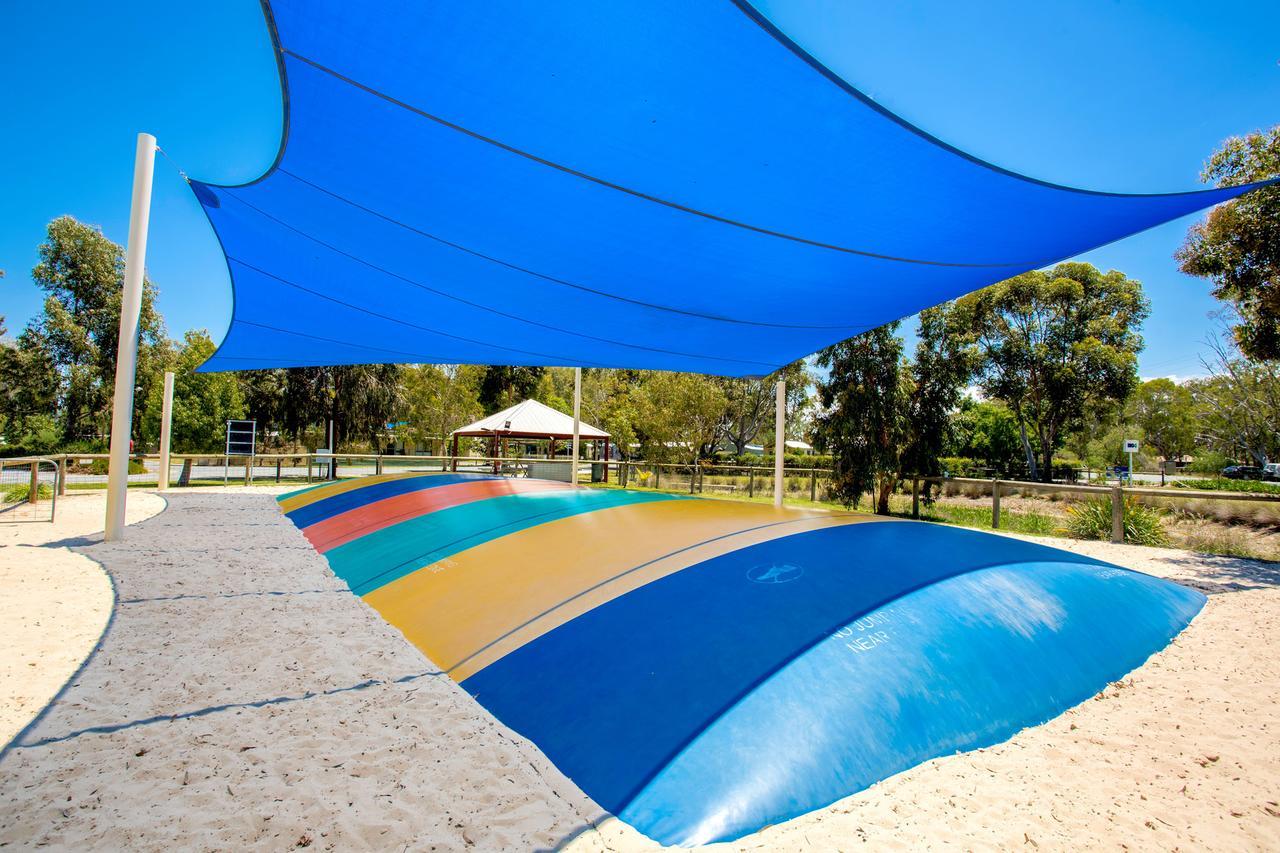 Big4 Deniliquin Holiday Park Ngoại thất bức ảnh