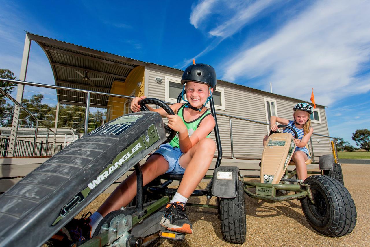 Big4 Deniliquin Holiday Park Ngoại thất bức ảnh